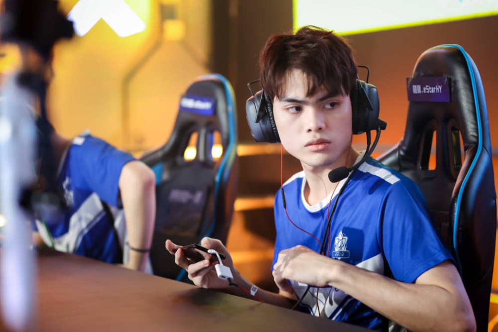 九游官网入口地址-SKT带队取胜！，Karsa重要时刻大比分获胜赛场气氛高涨-九游官网入口地址