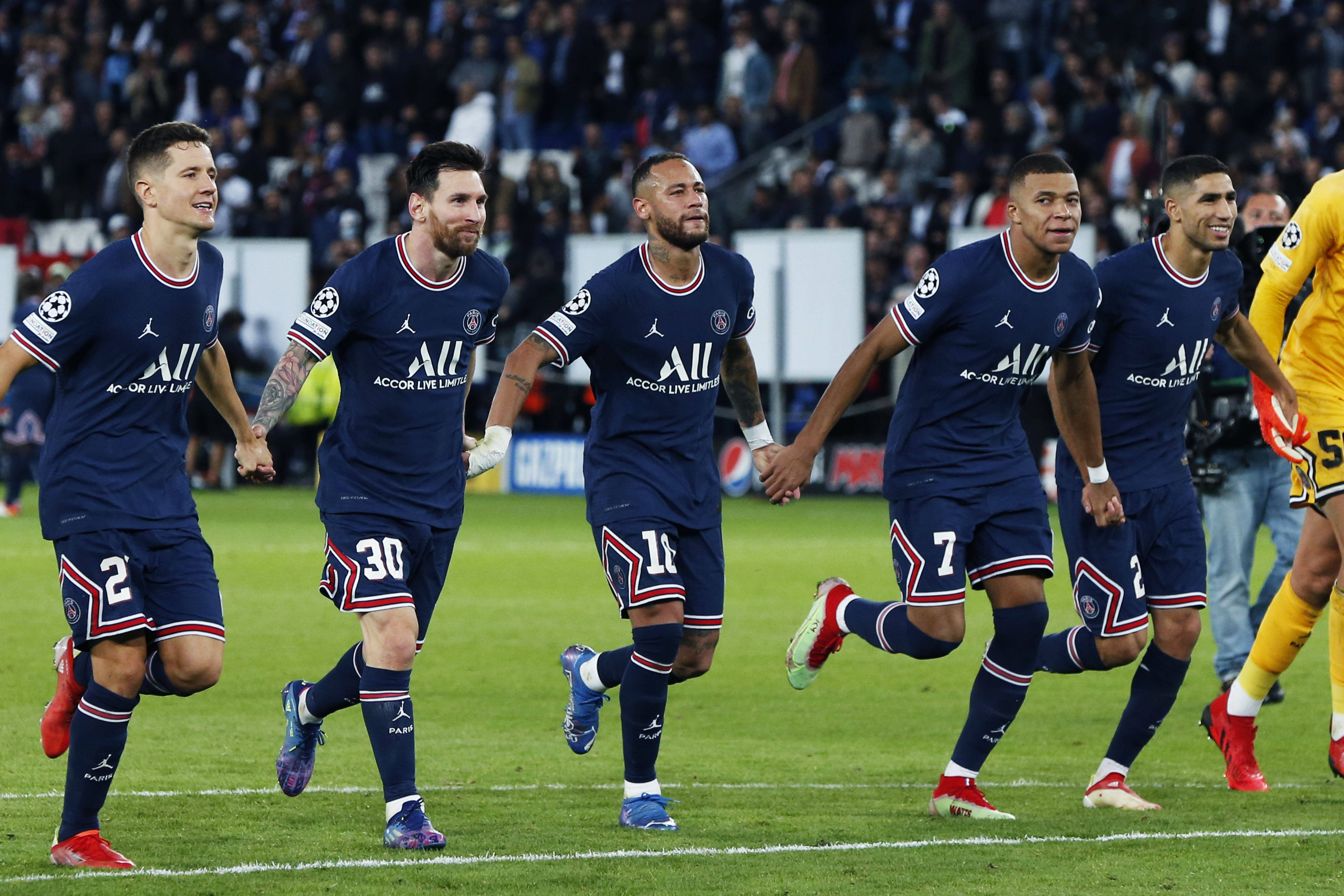 从今晚巴黎圣日耳曼备战足总杯到今夜曼联遗憾出局——全明星赛节点到来,巴黎圣日耳曼今晨外线爆发的简单介绍 从今晚巴黎圣日耳曼备战足总杯到今夜曼联遗憾出局——全明星赛节点到来,巴黎圣日耳曼今晨外线爆发的简单介绍